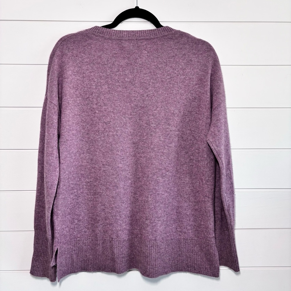 TAHARI Pure Luxe Cashmere Crew Neck Sweater Mauve Purple Size M - Picture 2 of 12